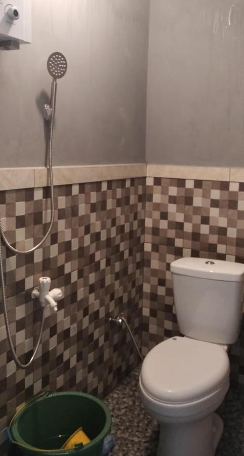 Villa Rr Seroja Kamar Biasa Garung Bagian luar foto