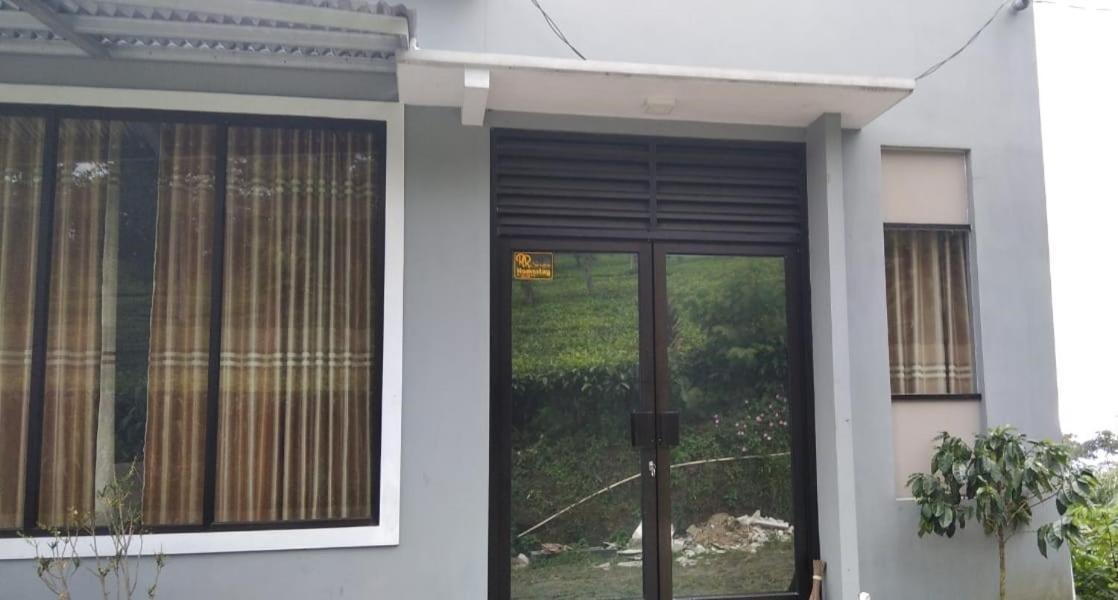 Villa Rr Seroja Kamar Biasa Garung Bagian luar foto